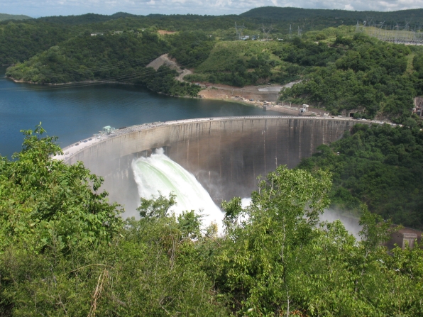 Kariba Dam between Zimbabwe and Zambia.